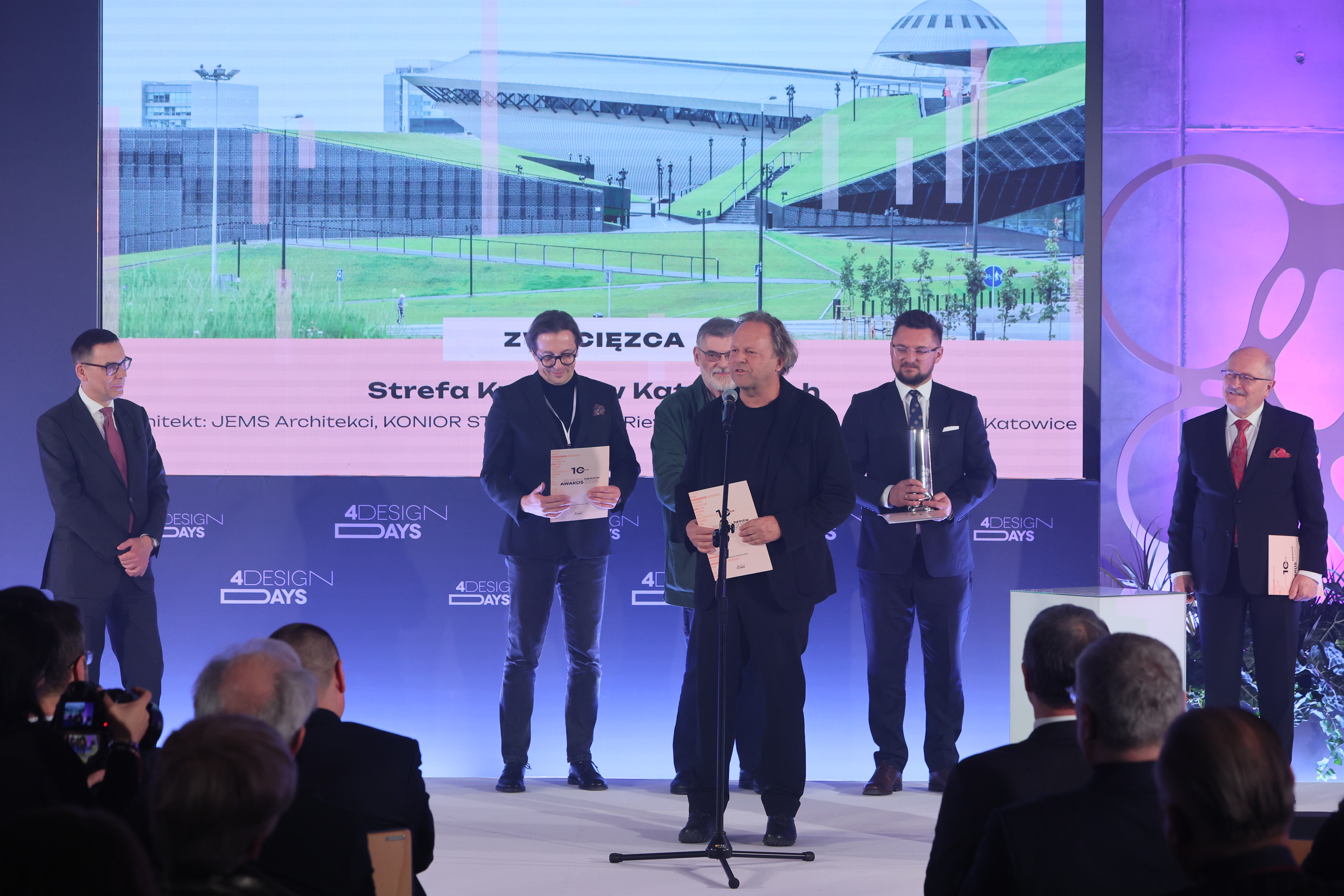 odebranie nagrody STREFA KULTURY 03 2